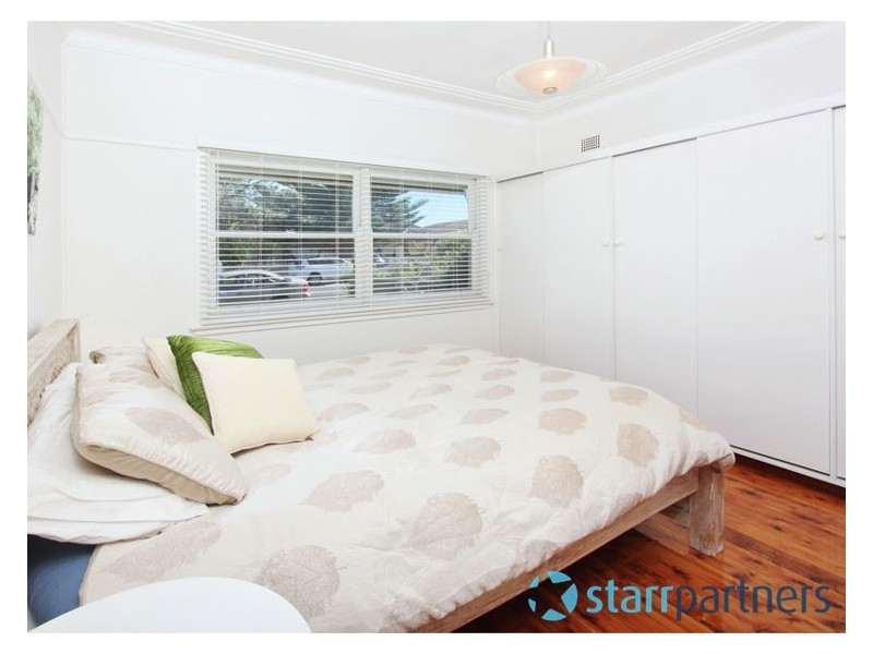 32 Bursill Street, Guildford NSW 2161