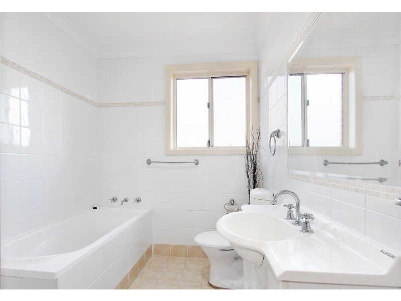 163 CUMBERLAND RD, Greystanes NSW 2145