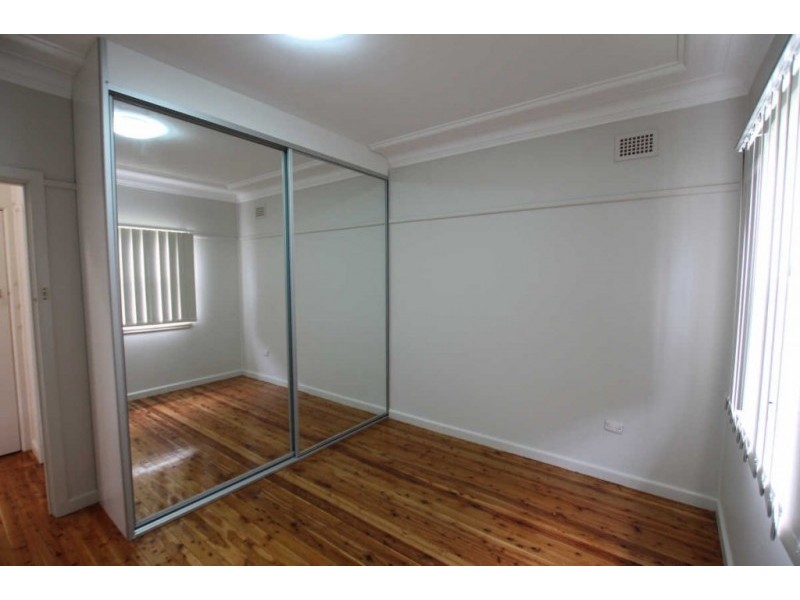 83 MILITARY ROAD, Guildford NSW 2161