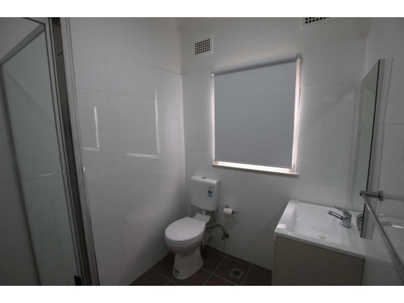 83 MILITARY ROAD, Guildford NSW 2161