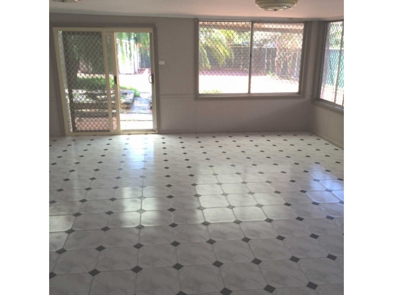 49 RHODES AVENUE, Guildford NSW 2161