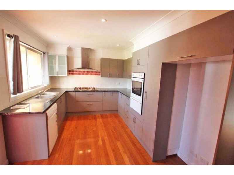 44 ST CLAIR AVENUE, St Clair NSW 2759