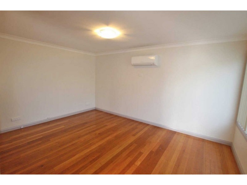 44 ST CLAIR AVENUE, St Clair NSW 2759