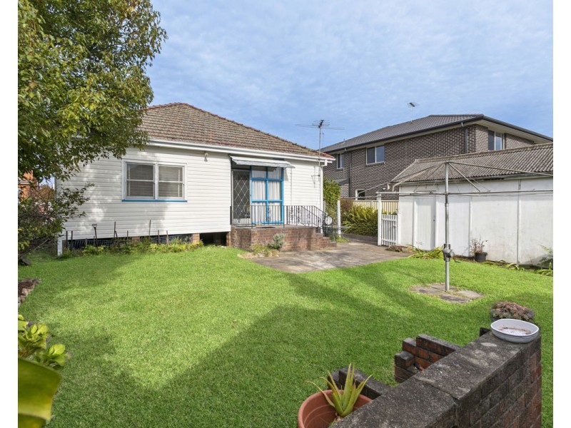 15 Beszant Street, Merrylands NSW 2160