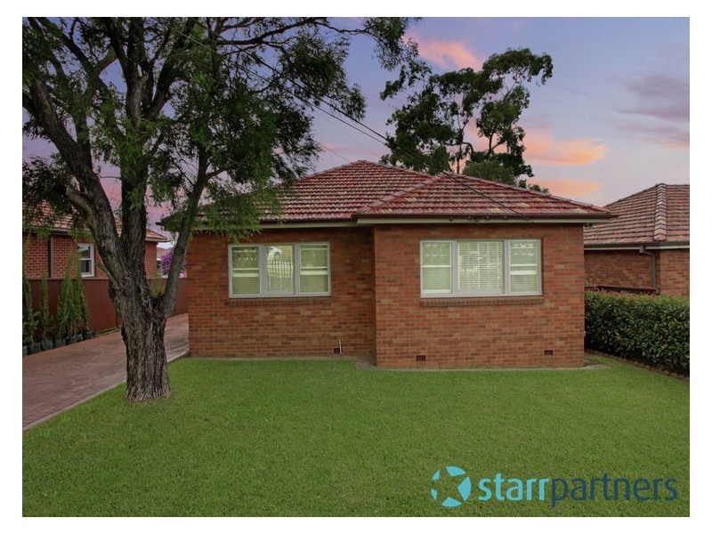 8 Thomas Street, Merrylands NSW 2160