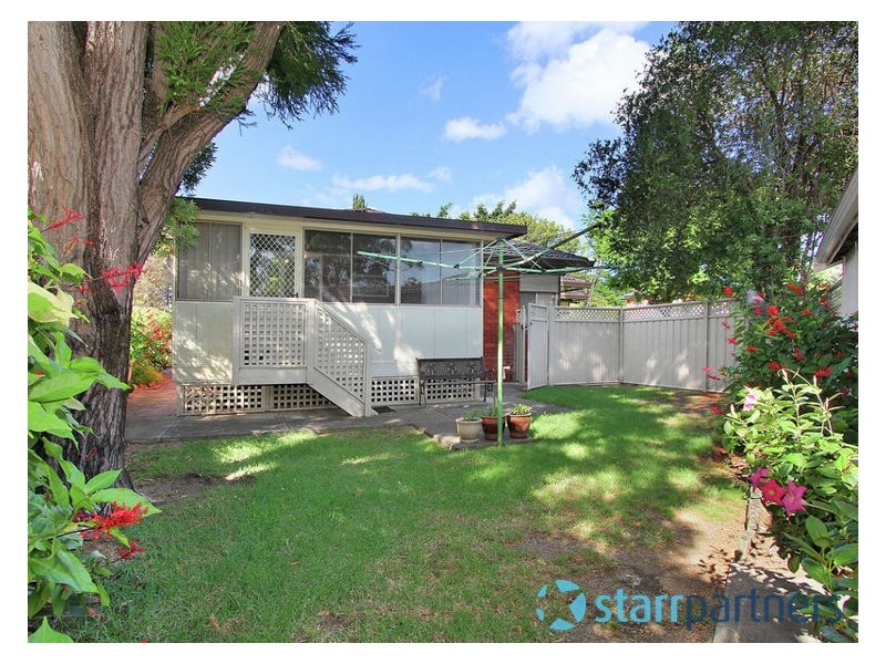 8 Barbara Crescent, Merrylands NSW 2160