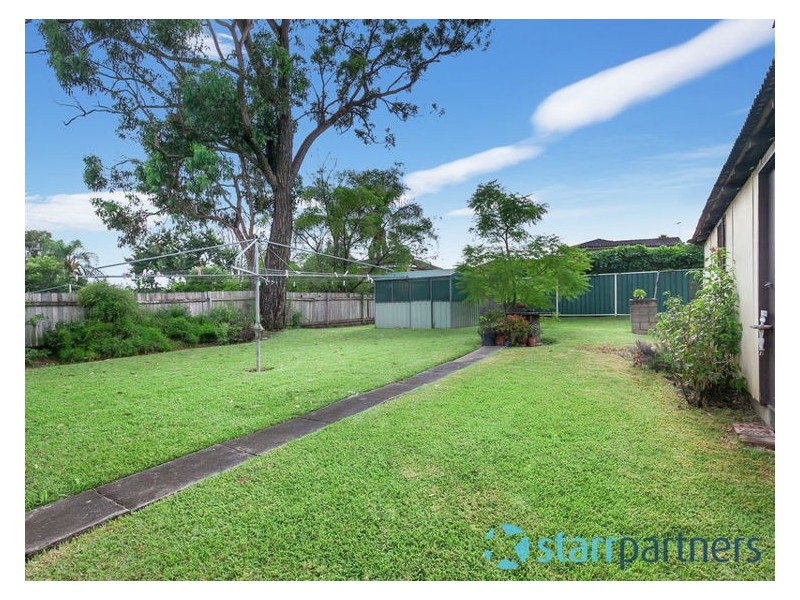 8 Koorinda Avenue, Villawood NSW 2163