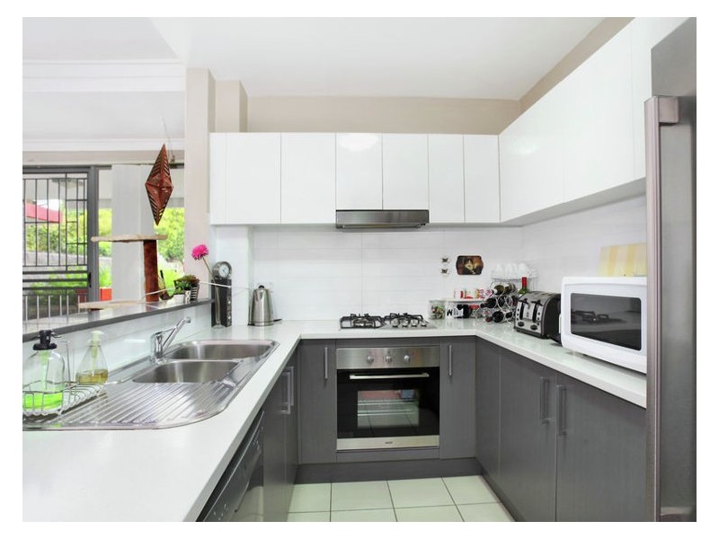 2/205-207 William Street, Granville NSW 2142