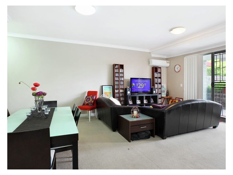 2/205-207 William Street, Granville NSW 2142