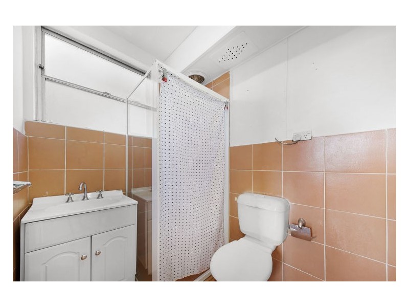 18/6-8 Station Street, Guildford NSW 2161