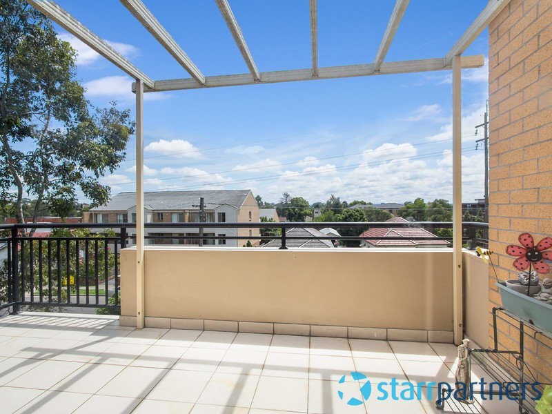 11/72-74 MOUNTFORD AVENUE, Guildford NSW 2161