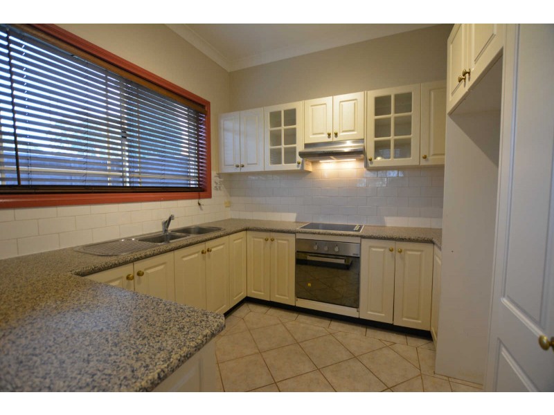 726 MERRYLANDS RD, Greystanes NSW 2145