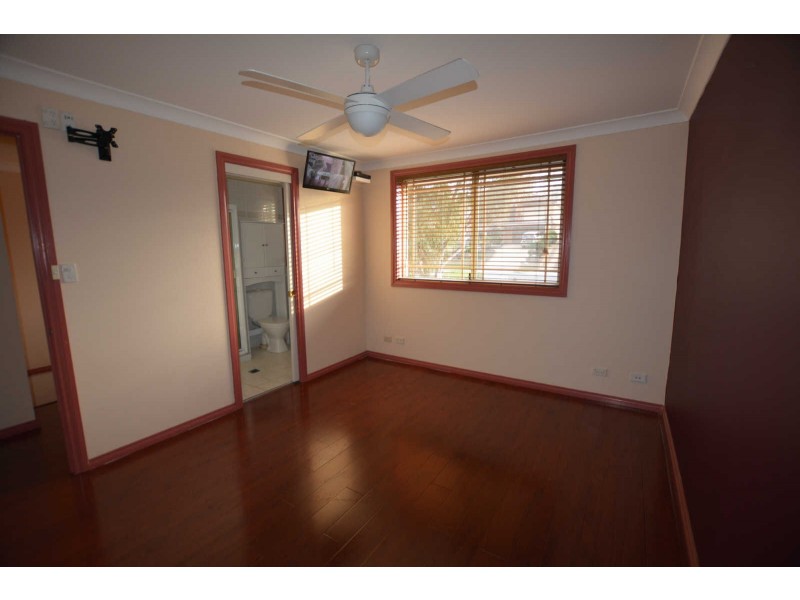 726 MERRYLANDS RD, Greystanes NSW 2145