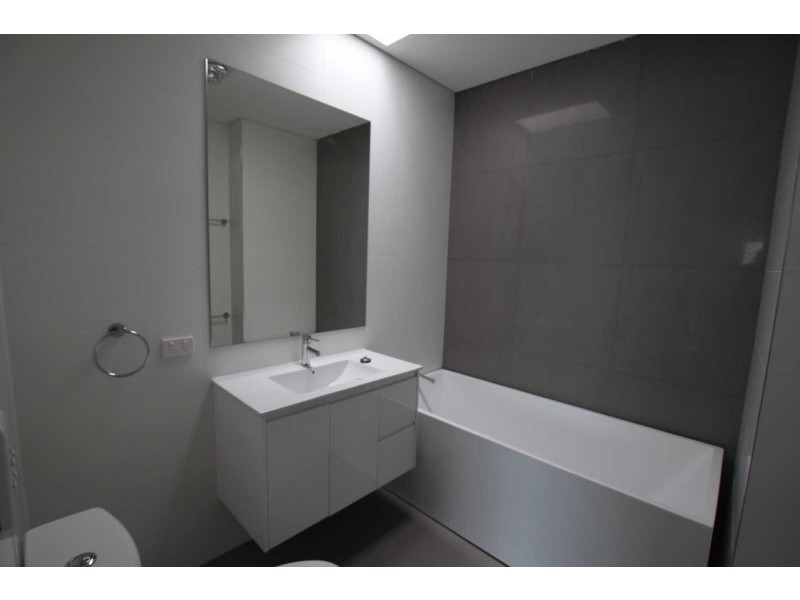 107B DAMIEN AVENUE, Greystanes NSW 2145