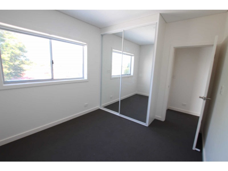 107B DAMIEN AVENUE, Greystanes NSW 2145