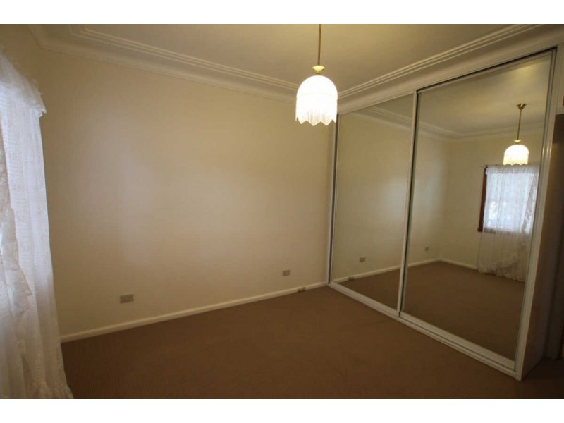 10 ELLIS STREET, Merrylands NSW 2160