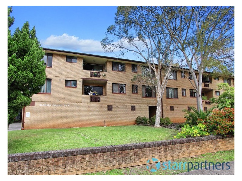 8/4 Arthur Street, Merrylands NSW 2160