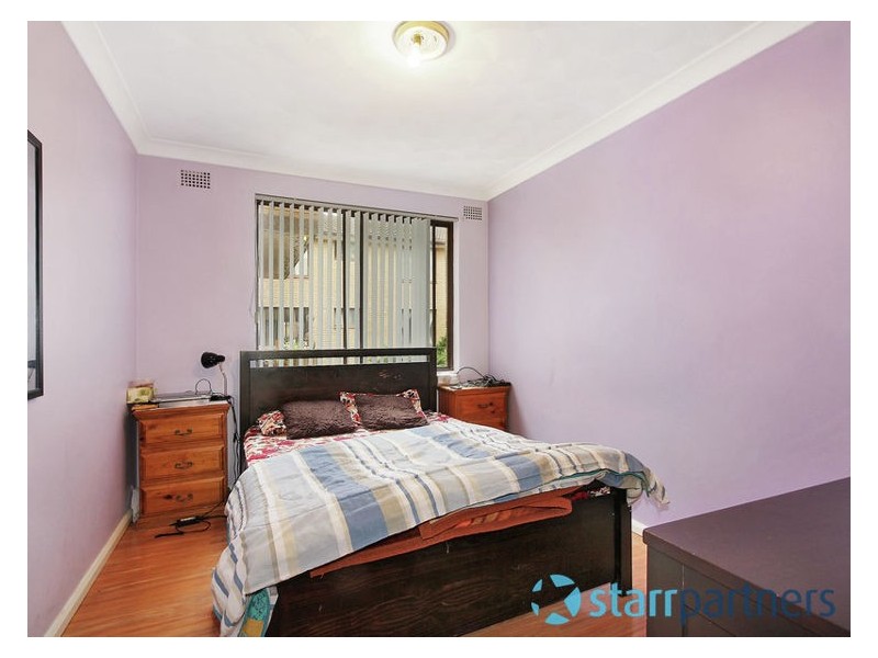 8/4 Arthur Street, Merrylands NSW 2160