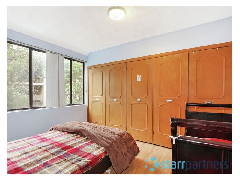 8/4 Arthur Street, Merrylands NSW 2160