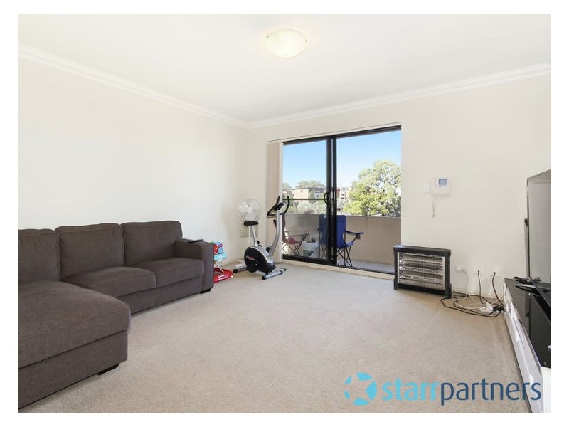 8/2 Calliope Street, Guildford NSW 2161