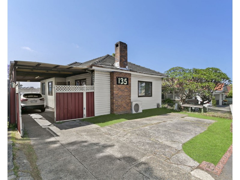 135 Woodville Road, Merrylands NSW 2160