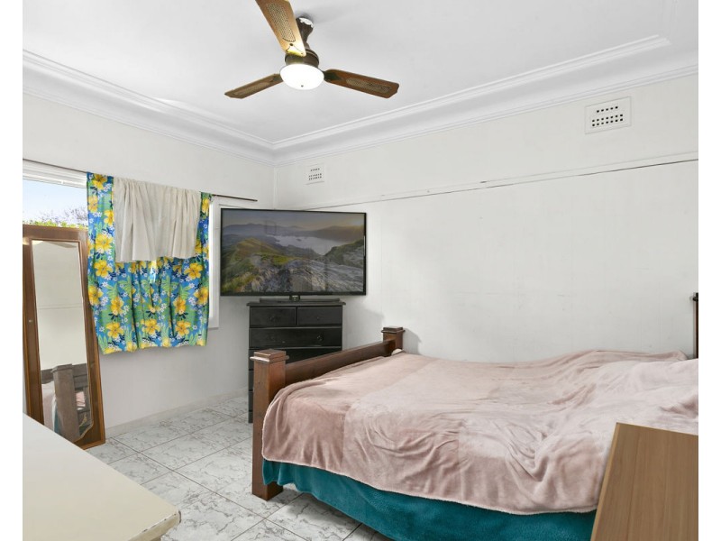 135 Woodville Road, Merrylands NSW 2160