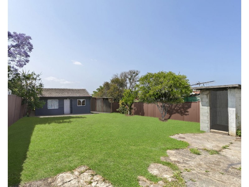 135 Woodville Road, Merrylands NSW 2160