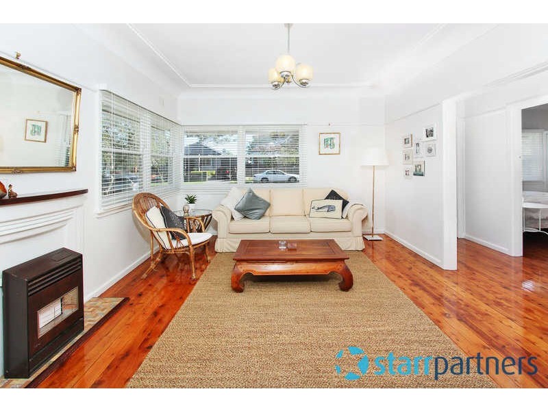 32 BURSILL STREET, Guildford NSW 2161