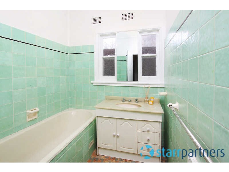 32 BURSILL STREET, Guildford NSW 2161