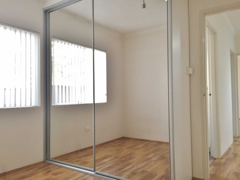 2/25 ADDLESTONE ROAD, Merrylands NSW 2160