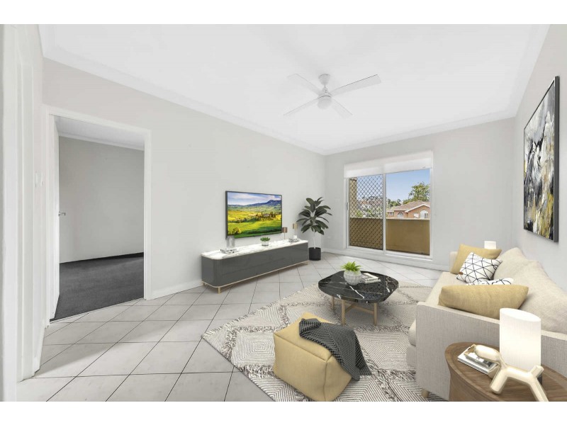 2/40 Birmingham Street, Merrylands NSW 2160