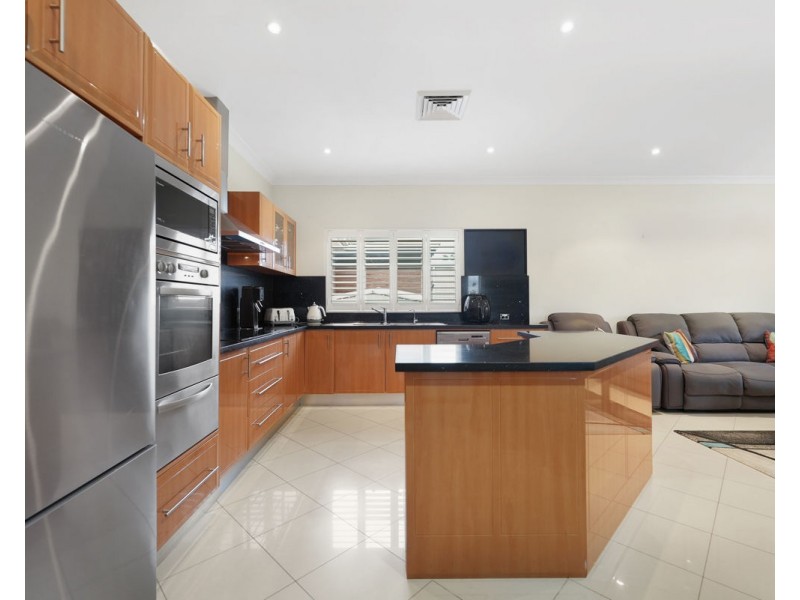 12 Rosalind Street, Greystanes NSW 2145