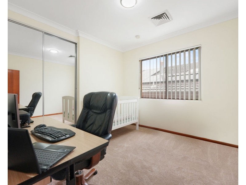 12 Rosalind Street, Greystanes NSW 2145