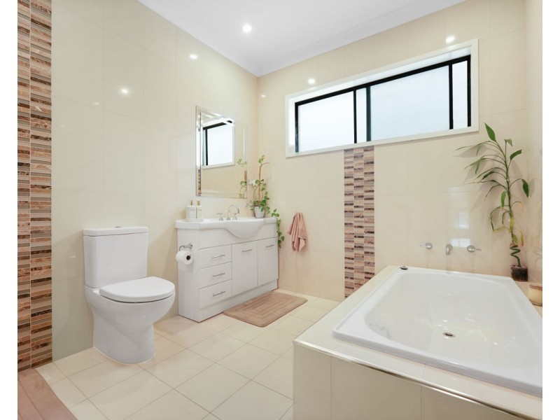 12 Rosalind Street, Greystanes NSW 2145