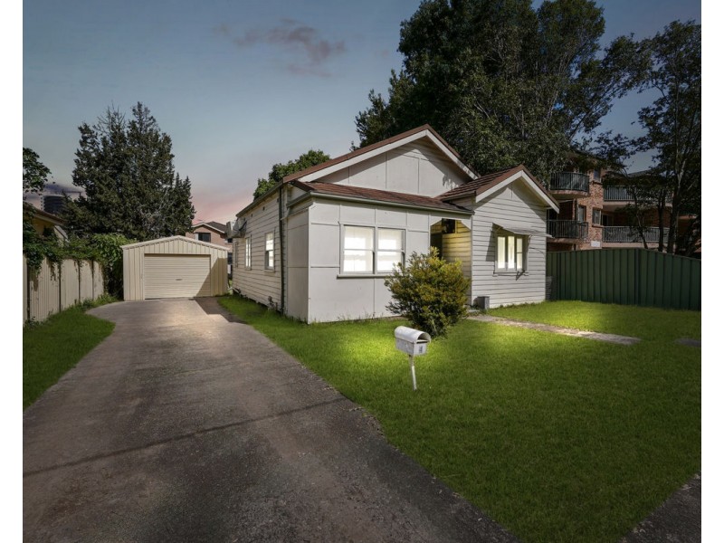 4 Birmingham Street, Merrylands NSW 2160