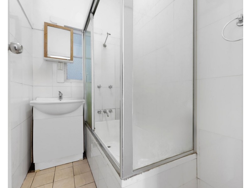 4 Birmingham Street, Merrylands NSW 2160