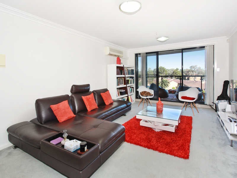 609/91B BRIDGE ROAD, Westmead NSW 2145