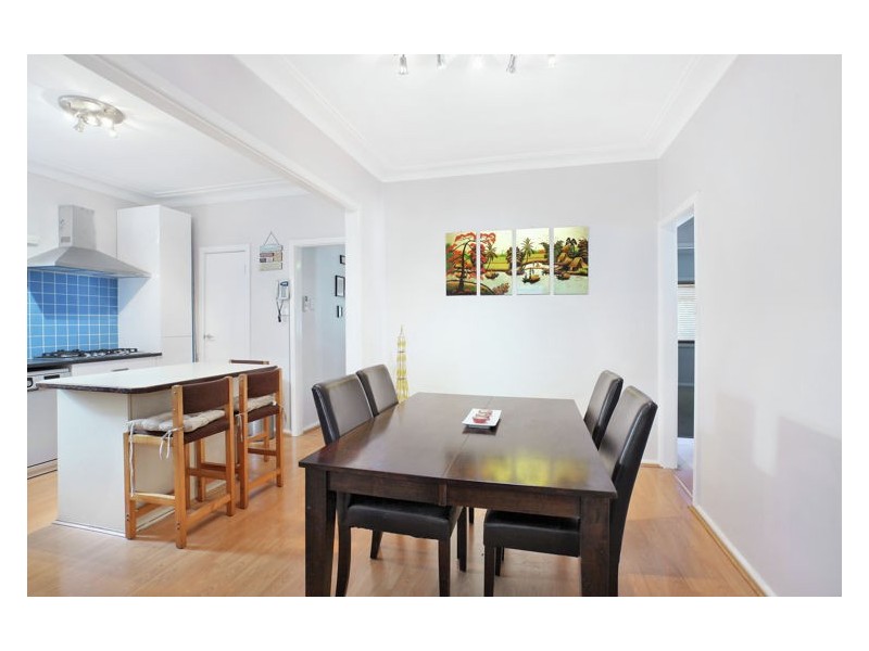 22 Merryl Avenue, Toongabbie NSW 2146