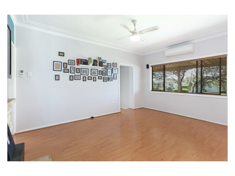 22 Merryl Avenue, Toongabbie NSW 2146