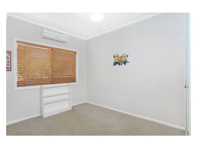 22 Merryl Avenue, Toongabbie NSW 2146