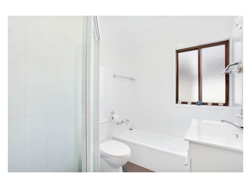 22 Merryl Avenue, Toongabbie NSW 2146