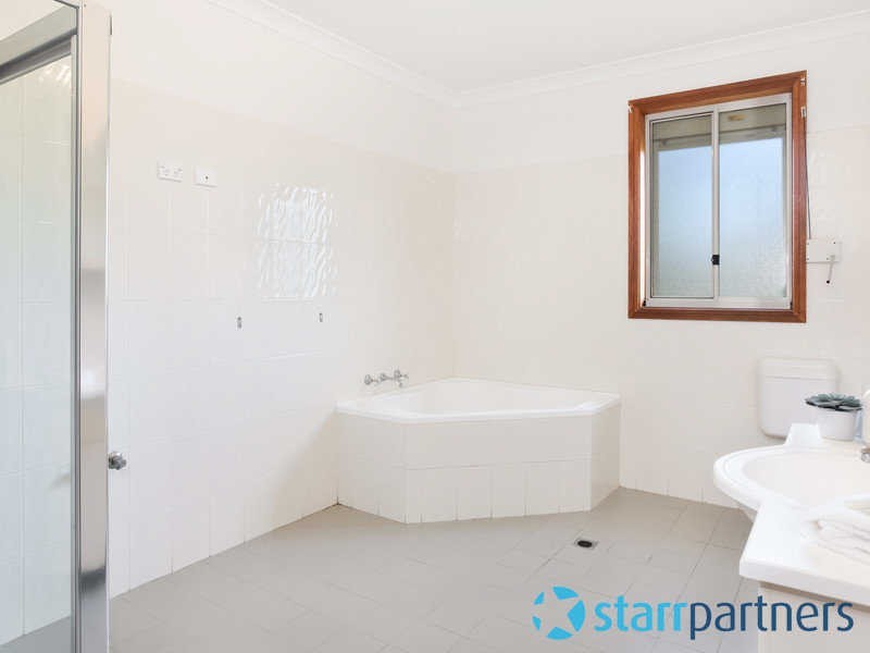 49 THE GROVE, Fairfield NSW 2165