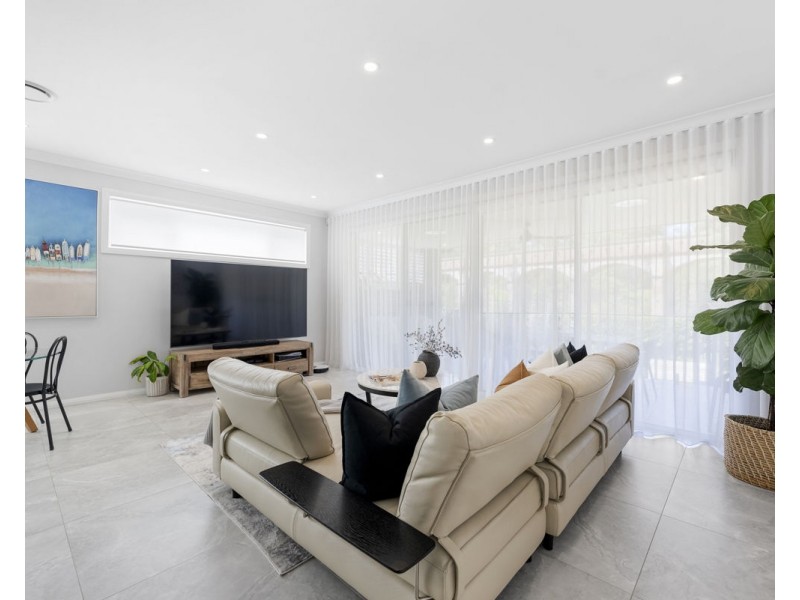 44 Bolaro Avenue, Greystanes NSW 2145