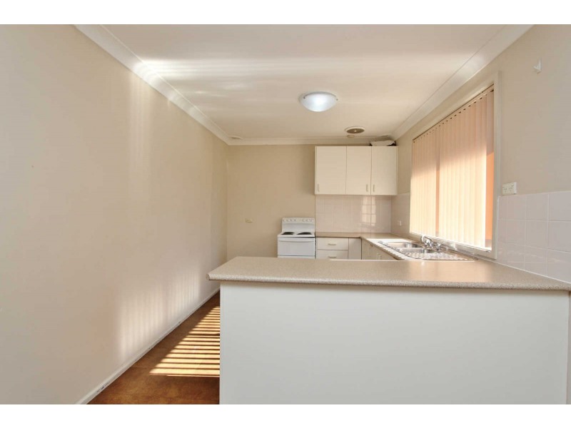 85 BRADMAN STREET, Greystanes NSW 2145