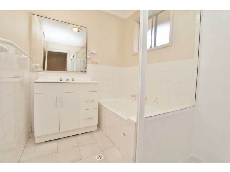 85 BRADMAN STREET, Greystanes NSW 2145