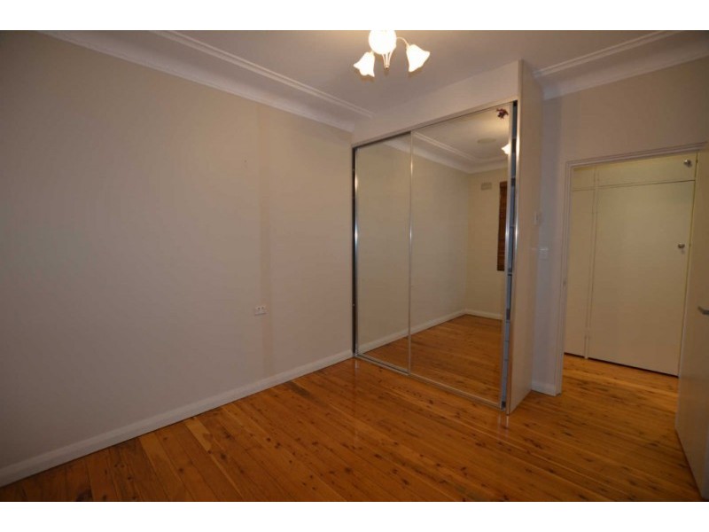 29 LIND AVENUE, Oatlands NSW 2117