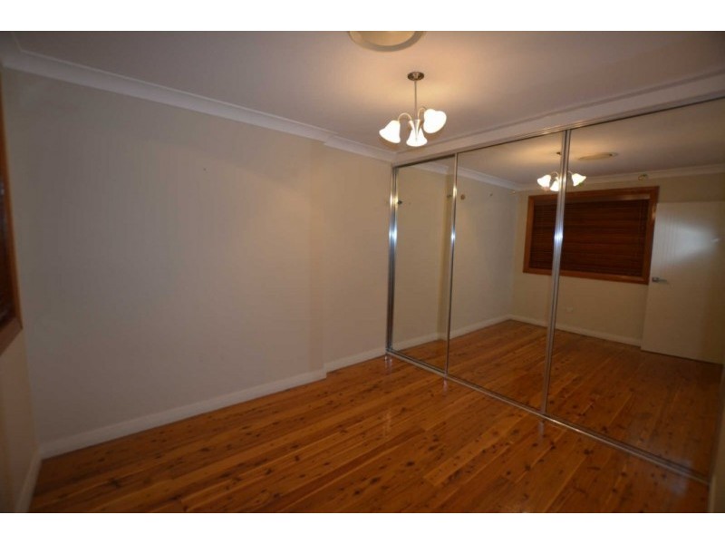 29 LIND AVENUE, Oatlands NSW 2117