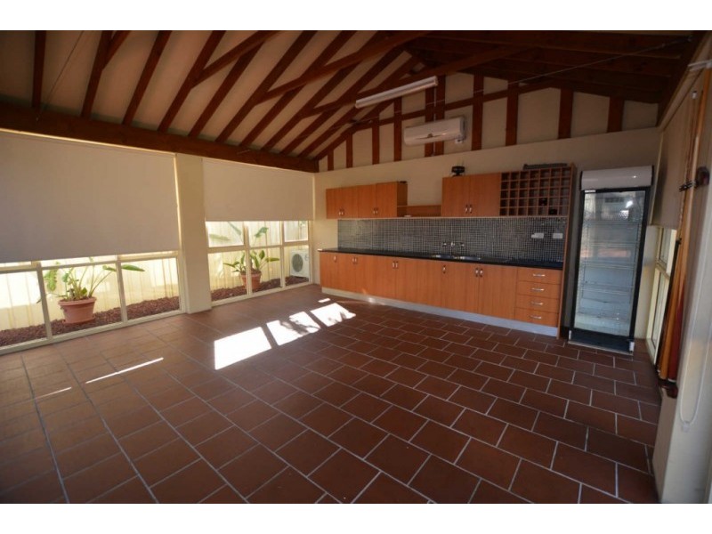 29 LIND AVENUE, Oatlands NSW 2117