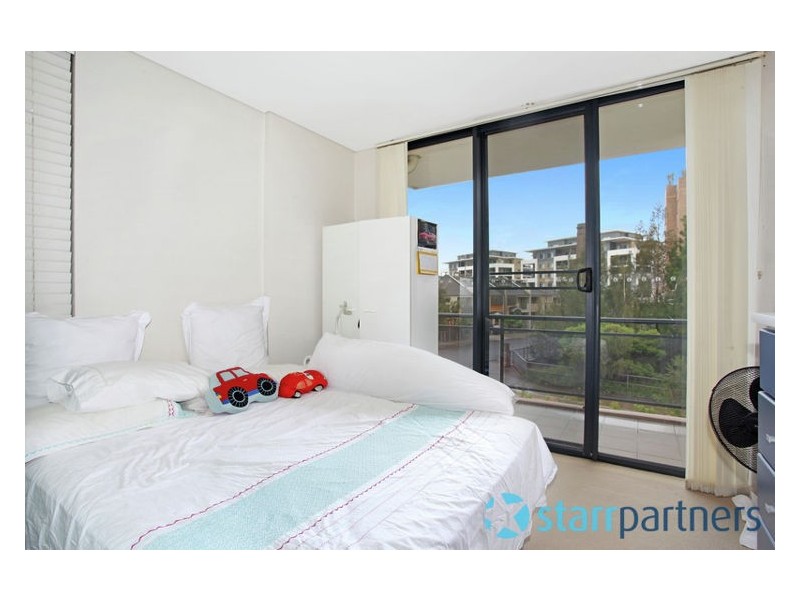 8/25 Dressler Court, Merrylands NSW 2160