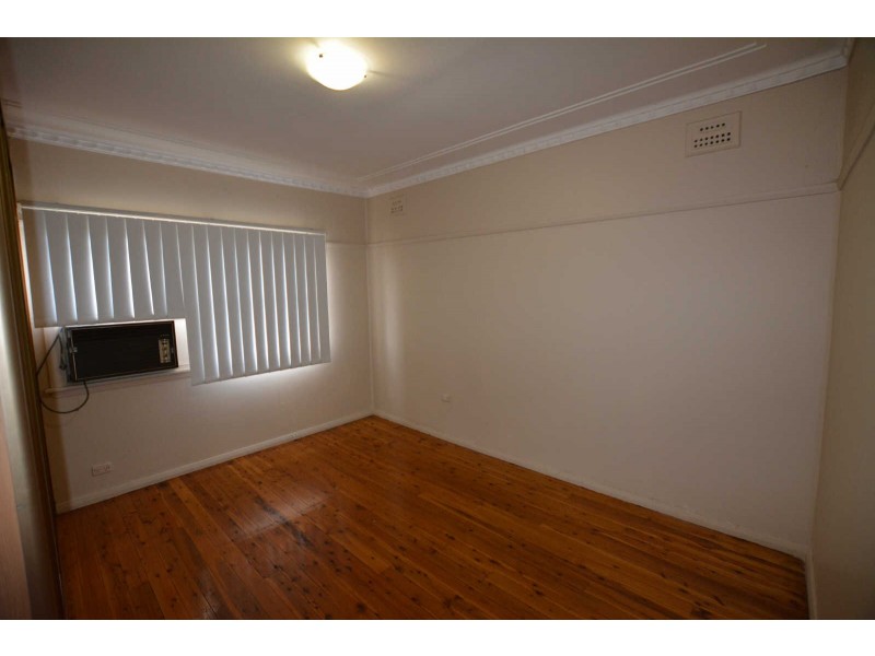 19 BURSILL STREET, Guildford NSW 2161